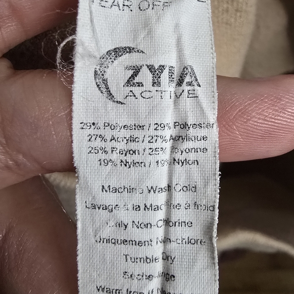 Zyia Active womens Medium camel tan knee length skirt with pockets. - Picture 6 of 7